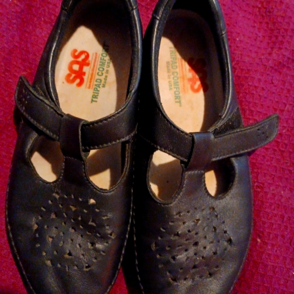 SAS Willow black Mary Jane cutout shoes